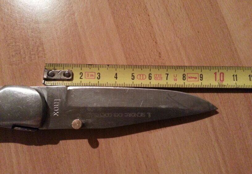 coltello1.jpg