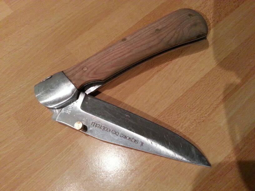 coltello2.jpg