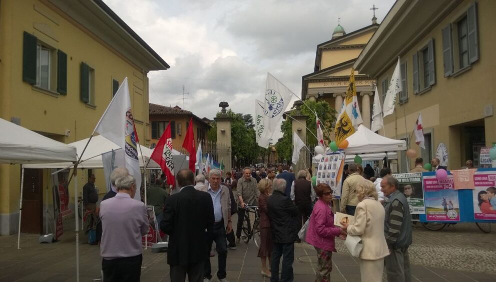 piazza gazebo 10 05 2014