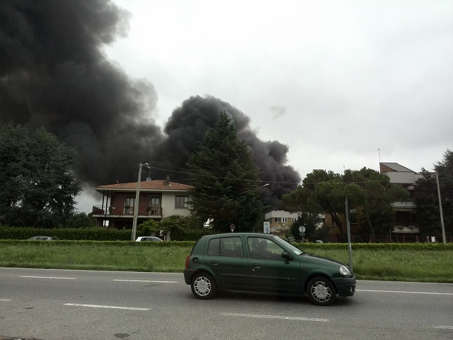 incendioformenti7.jpg