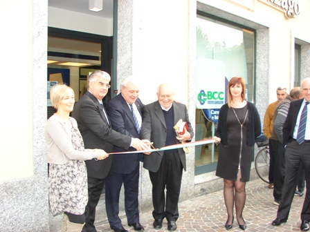 inaugurazione_bcccarugate1.jpg