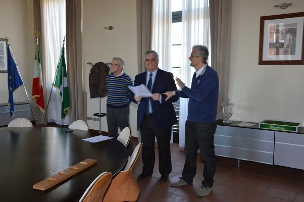 commerciantiaprile2015b.jpg