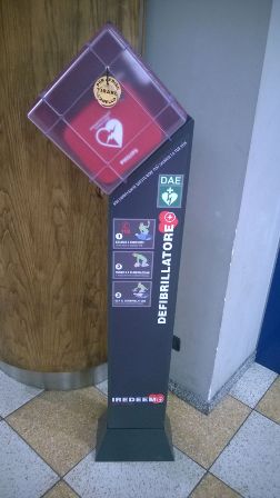 defibrillatorri2.jpg