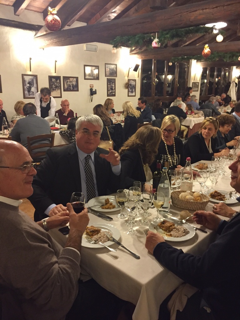 cenabeneficenza1.jpg