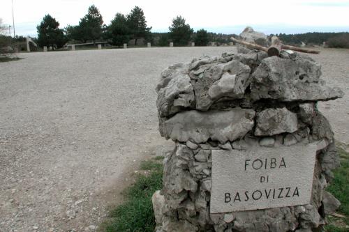 foibe_bassovizza.jpg