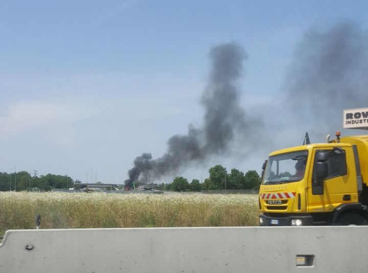 incendio_villasanta.jpg