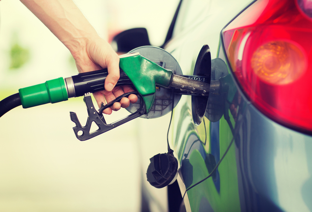 benzina2.jpg