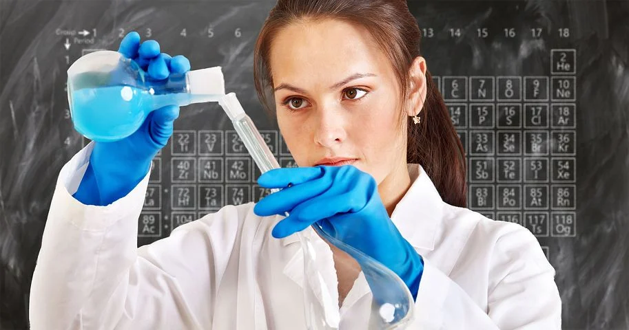 chemist-3014142__480.webp