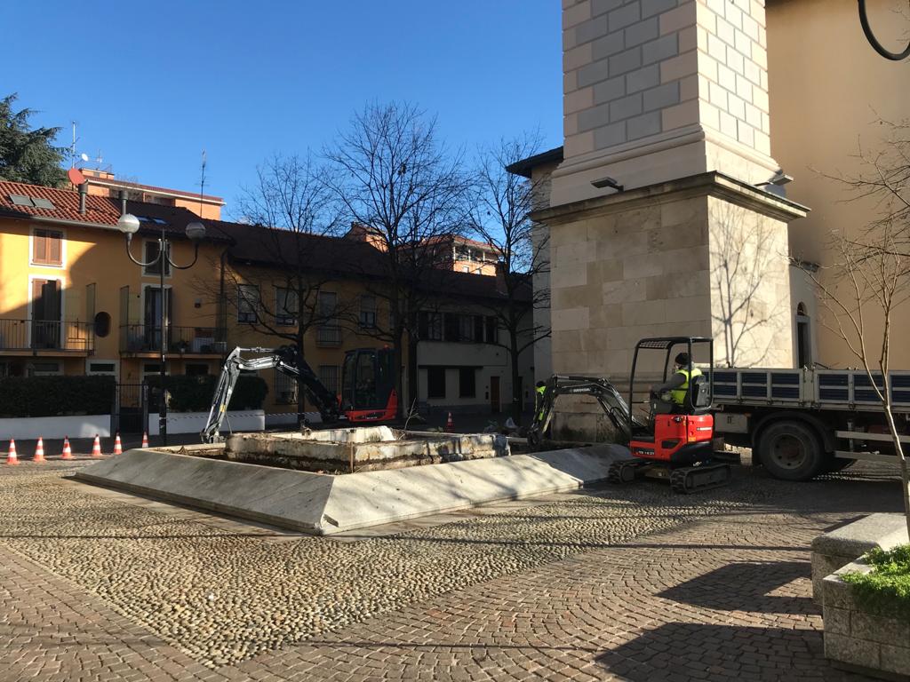 piazza_avis_lavori.jpeg