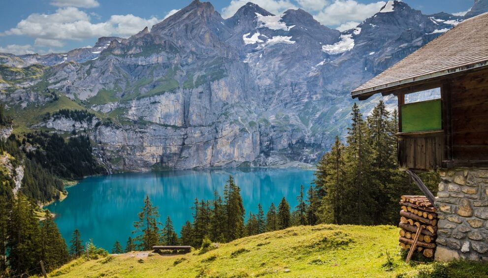 lake-1681485_1920.jpg