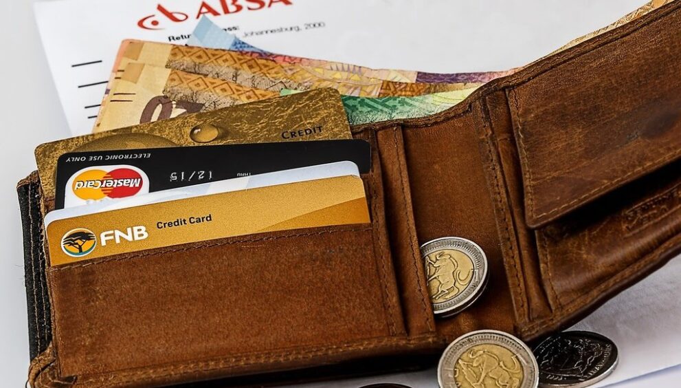 wallet-401080_1280.jpg