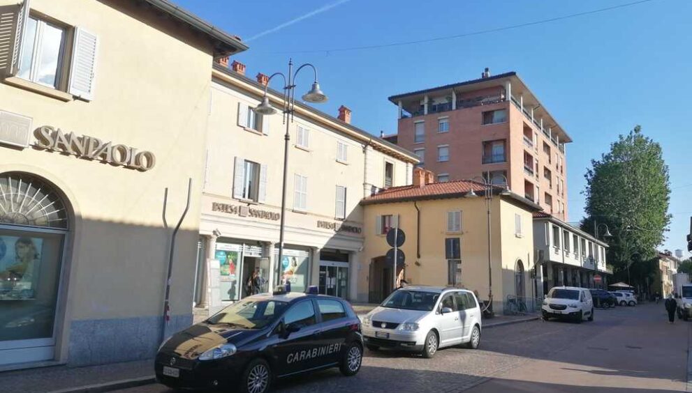 banca_intesa_concorezzo.jpeg