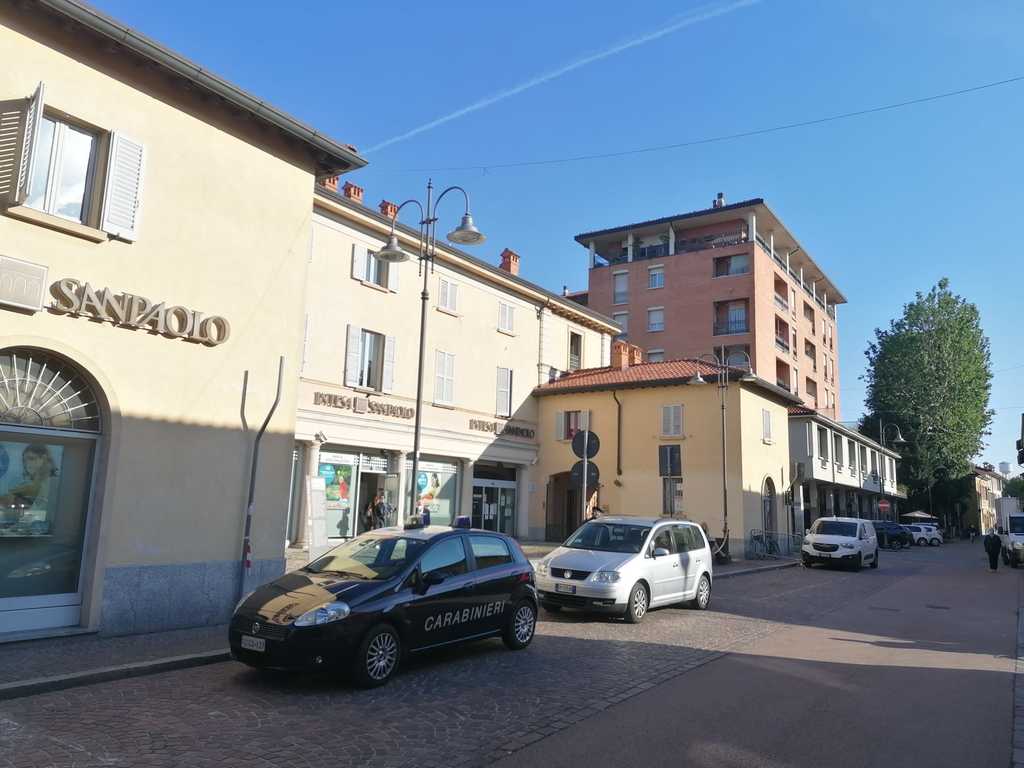 banca_intesa_concorezzo.jpeg