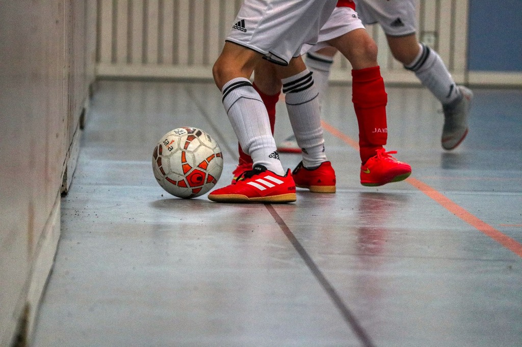 indoor-soccer-4813883_1280.jpg