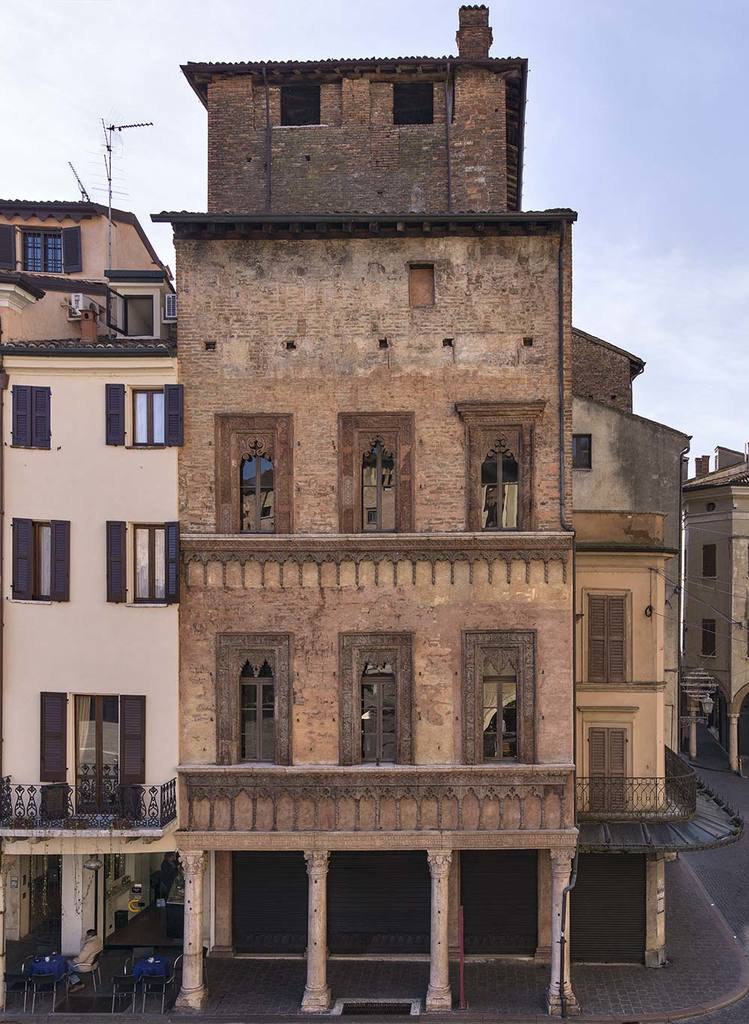 casadelmercante.jpg