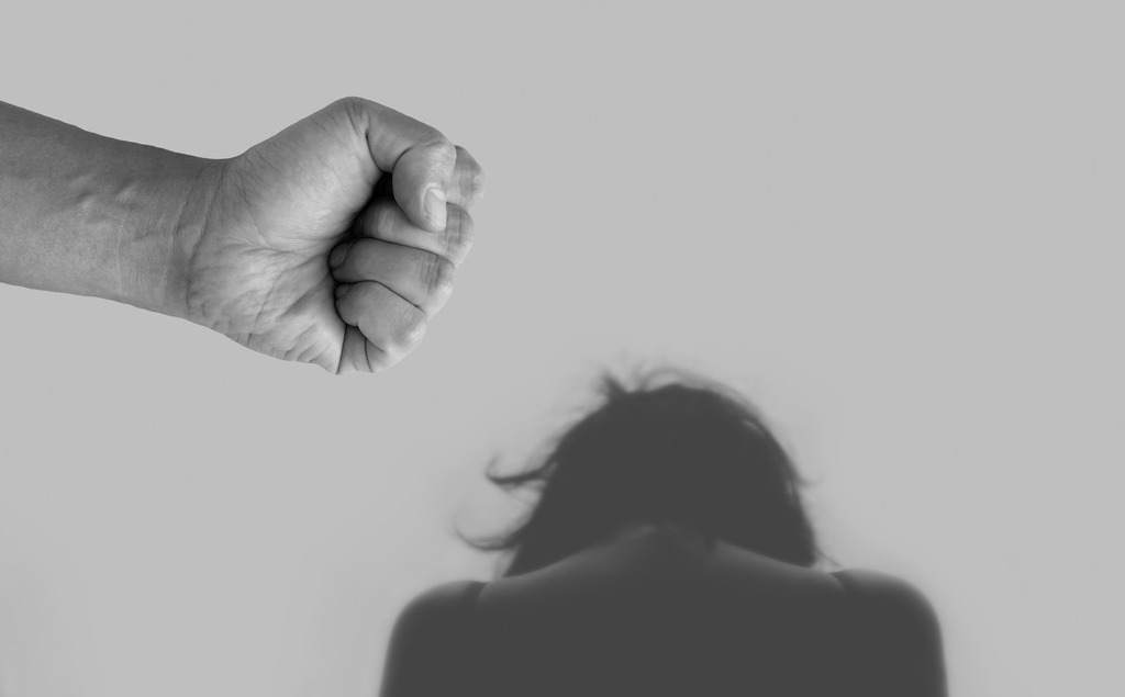 violence-against-women-g1d97e2065_1920.jpg