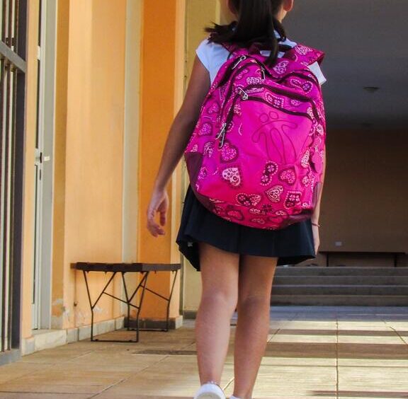 student-1666118_1920.jpg