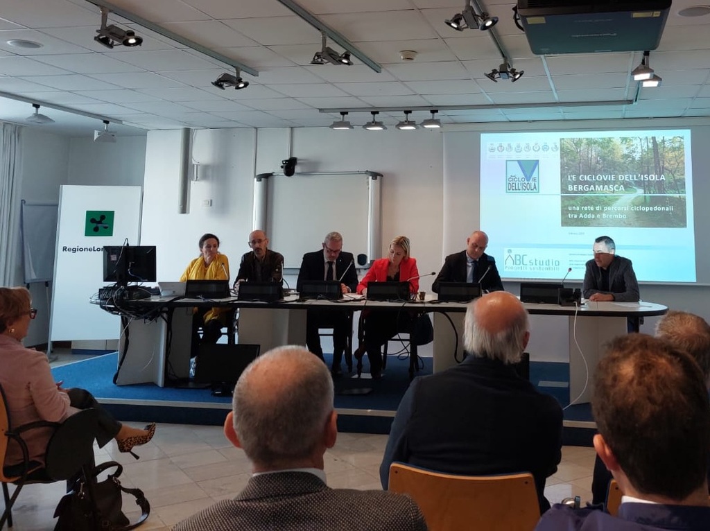 PRESENTAZIONE TERZI.jpg