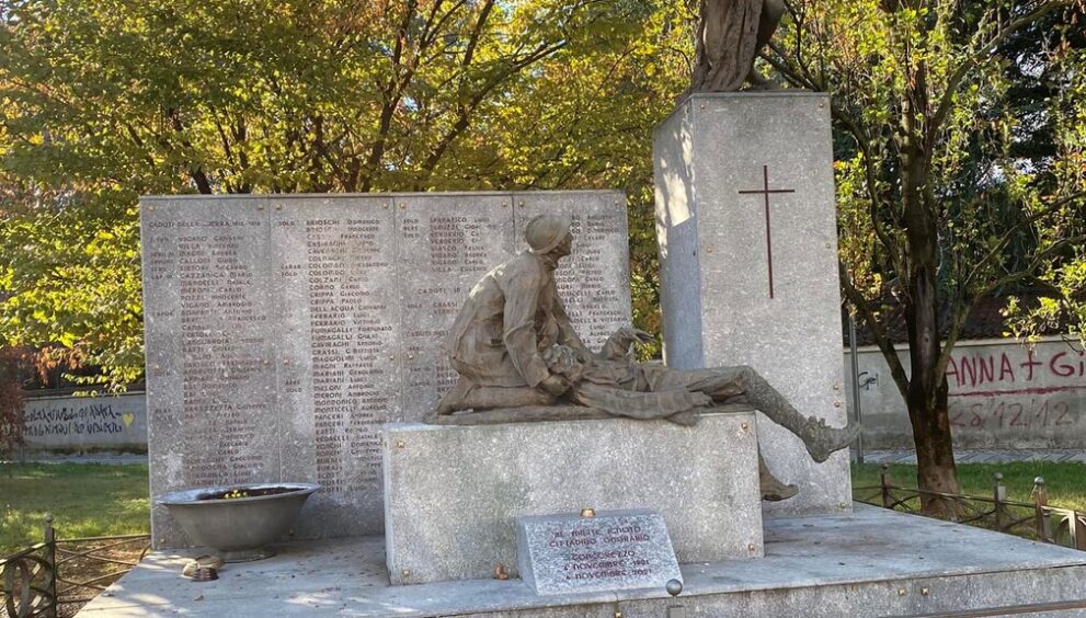 monumento_ai_caduti.jpg