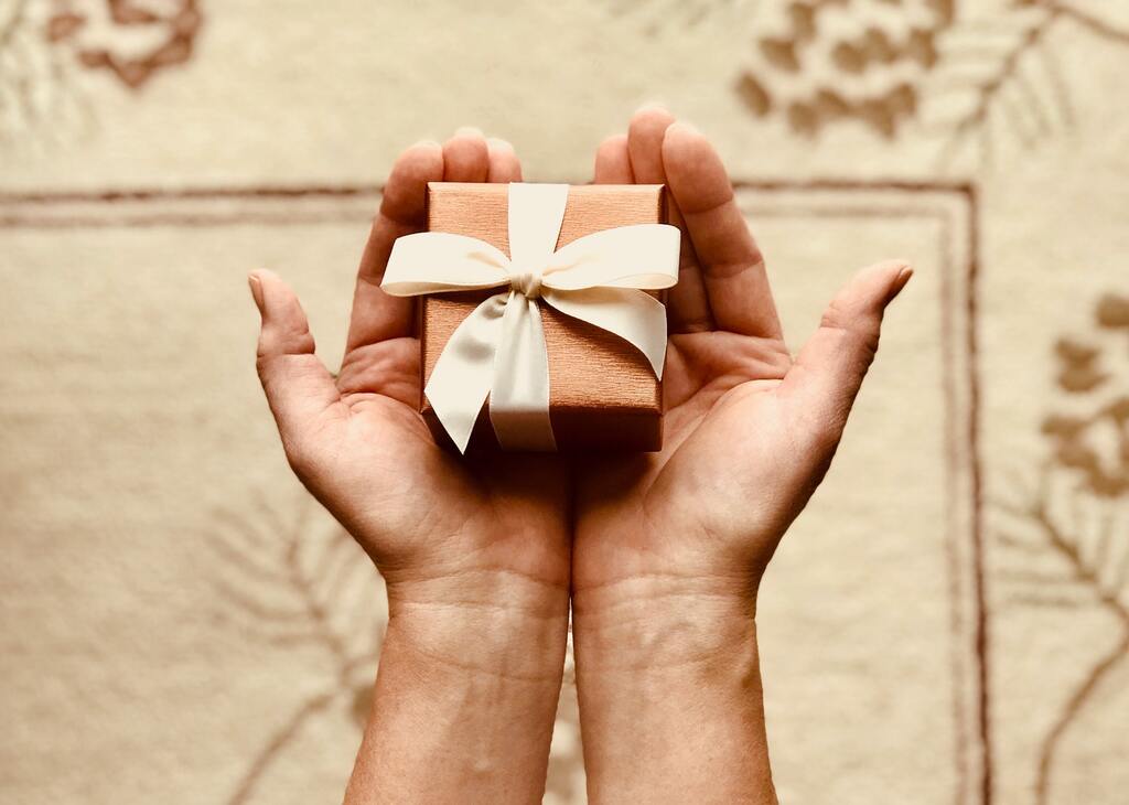Regali di Natale 4 idee perfette per lei.jpg