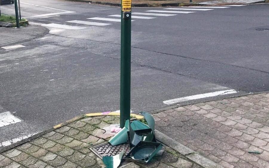 semaforo_danneggiato_2.jpeg
