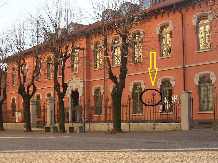 biblioteca comunale.jpg
